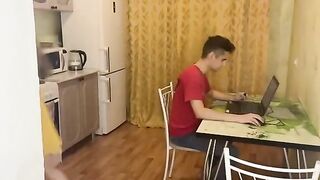 The computer broke down, and a friend came to help, but he ended up fucking her