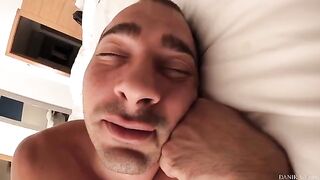 Sweet dreams for Steve Mori after a quick morning encounter