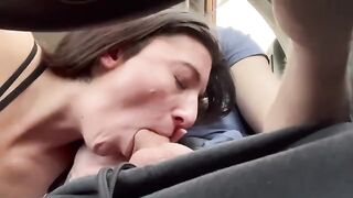 A couple enjoys a public road trip with some bold oral action