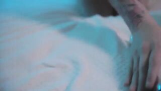 A sexy teen shows you her favorite way to cum