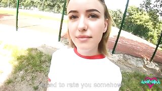 A girl is fucking with her teacher to get a good mark