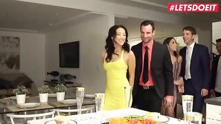 College party turns into a wild orgy, featuring the best blowjob ever