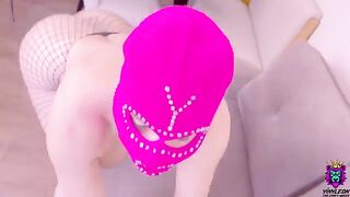 Amateur thick ass Latina bitch fucks deep in her pussy and ass hole