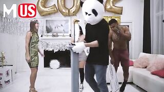Violet Myers gets her ass smashed by Troy Francisco in a steamy Jerkaoke session