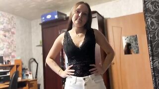 A tattooed beauty got her tight pussy licked and cum by a stranger for pizza