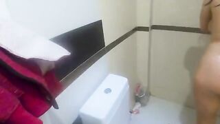 Busty stepmom mistakenly took me for her husband, I took advantage of the situation