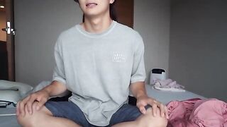 The hottest bitch gives femdom facesitting handjob and shakes doggy