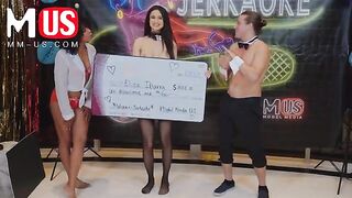 The sexy brunette Eliza Ibarra competes with Jay Romero in a steamy game