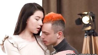 Pick-up from the street leads to a hot sex session with a young teen