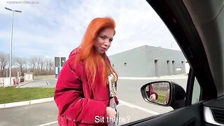 Stranger swallowed my cock and gave me a blowjob on the street