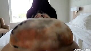 IG model invites Papi over to her hotel room to cum on her ass