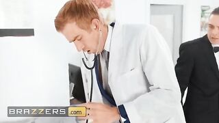 The doctor cures Kiki Daniels' cold feet with his huge cock