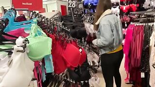 Shopping at ChihuahuaSU in the gallery ends with a hot toilet encounter