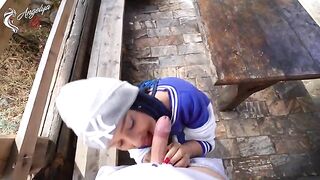 A sexy girl made blowjob after photo shooting with tourists