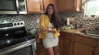 My nerdy stepmom squirts me off in the kitchen when my dad's not around