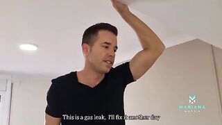 Air technician charged my ass with his cream - Mariana Martix