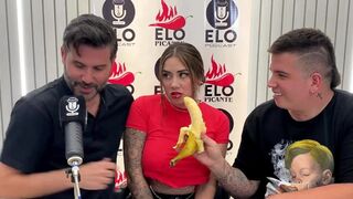 An interview with Elo Podcast turns into a hot encounter