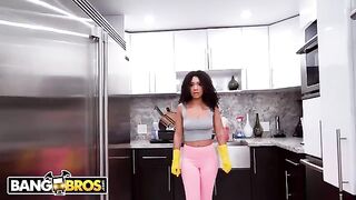 The beautiful Luna cleans the house and gets fucked by a huge black cock