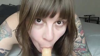 Oh my god! This Wisconsin girl really wants you to finish on her!