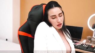 Mommy's boy gets a taste of his own medicine