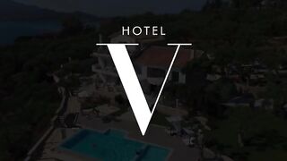 The insatiable guest Ginebra fucks with the bartender of the hotel