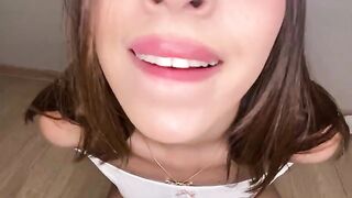 Joi chat with Julie Oliver to make you cum, featuring her enticing Brazilian flair