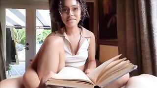 Little stepsister tries sex with her bookworm under a therapist