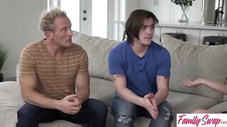 Swapmom Jessica Starling's big tits inspire Harley King