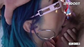 Two sexy babes share a big cock in a hot threesome