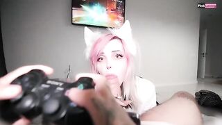 I fucked a sweet-faced babe while playing Genshin Impact, it was epic
