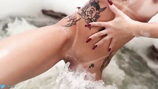 A hot girl is fucking in the hotel pool with a guy, showcasing her perfect body