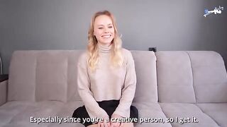 A blonde with a big ass at her first porn casting