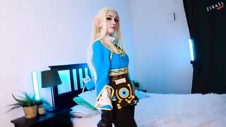 Zelda awaits Link's cock in her pink, wet pussy