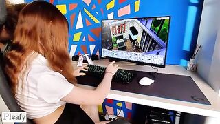The Sims 4 was switched on, but the man turned off the game and turned on the babe