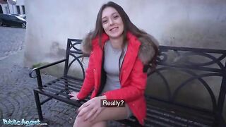 Czech girl Isabela de Laa got fucked in public for cash