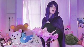 Raven discovers StarFire's toys and plays with them in a curious way