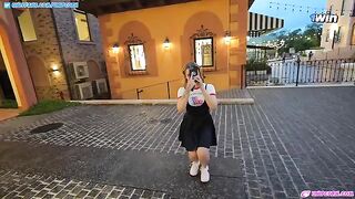 I was fed pepperoni by a cute Italian stranger