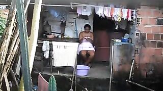 The black woman did not know about the hidden phone