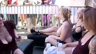 A blowjob can be done not only at home, but also right on the street
