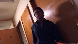 A girl had sex with a guy in the bar, it was very passionate