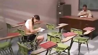 The teacher put a dirty girl in cancer and finished it in his mouth