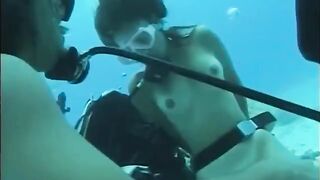 A man fucks a hairy girl in the pool underwater
