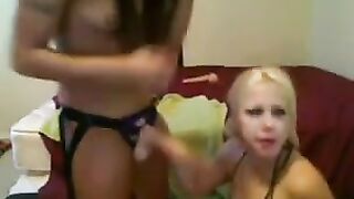 A blonde with big boobs fucks in a webcam chat
