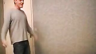 A mature woman herself asks for her to be fucked on the bed