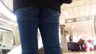 Girl with such forms is good at sex, especially in this hidden camera scene
