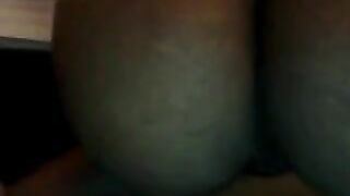 Ebony tried to show her big ass to all interlocutors in the chat