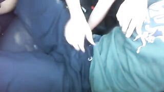 Girl started to suck cock right in the car