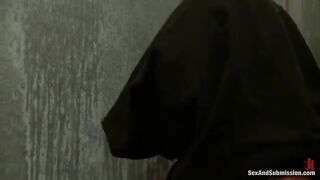 The girl has an intense experience in her mouth, it was not easy