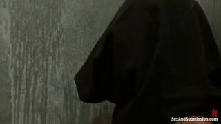 The girl has an intense experience in her mouth, it was not easy