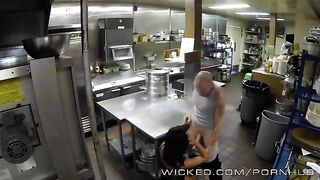 A chick worked hard and wanted to relax with a good fuck